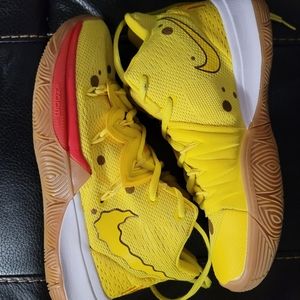 Nike Kyrie Irving 5 SpongeBob SquarePants Size 6.5